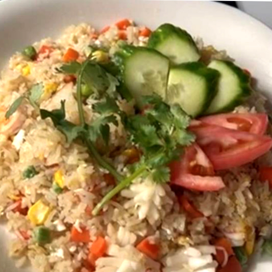 204. Beef Stir-Fried Rice (Cơm Chi&ecirc;n Bo) (Lunch)