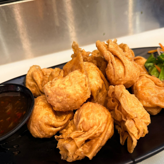 7. Fried Shrimp Wontons (8 pcs) (Ho&agrave;nh Th&aacute;nh Chi&ecirc;n)