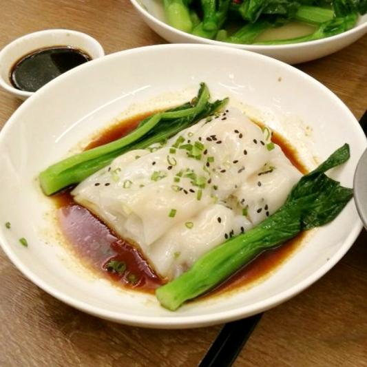 10. Liver Rice Noodle Roll 猪 润 肠 粉