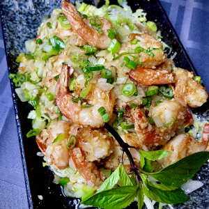 1608. Stir-Fried Spicy & Salt Prawns 椒盐辣味虾
