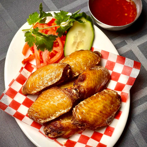 1600. Lemongrass Chicken Wings 香茅鸡翼