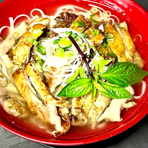 1306. Lemongrass Chicken Noodle Soup 香茅鸡汤粉