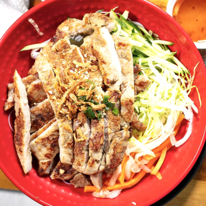 2106. Lemongrass Chicken Fillet 香茅鸡肉