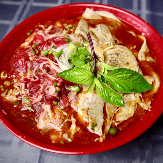 1301. Hue Style Noodle Soup 顺化牛肉粉