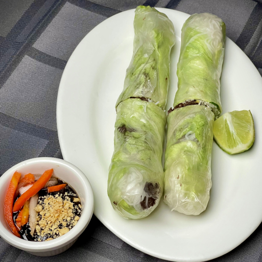 2102C. Vietnamese Beef Cold Roll 越式牛肉卷