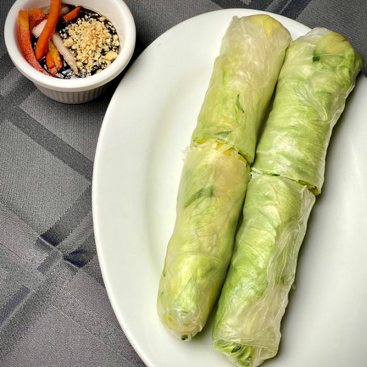 2102A. Vietnamese Mango Cold Rolls 越式芒果卷 