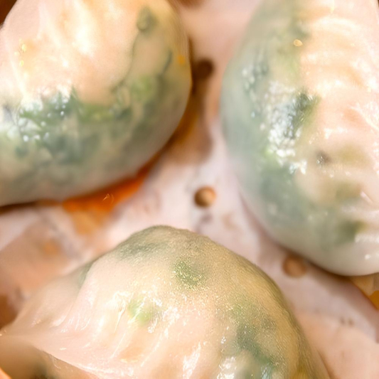 D03. Chive & Shrimp Dumplings (3 pcs)