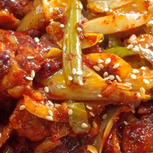 15. Spicy Pork Stir-Fry / 제육볶음