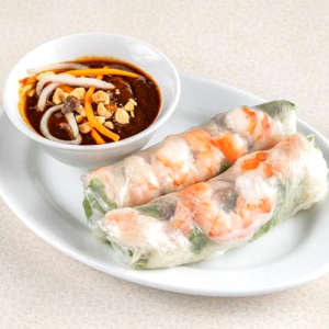 104. Shrimp & Fresh Vegetable Rolls (2 pcs) / Gỏi Cuốn (2 C&aacute;i)