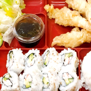 17-c. Prawn Tempura & California Roll (8 pcs)