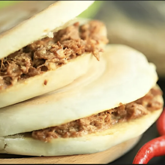 Rou Jia Mo 肉夹馍