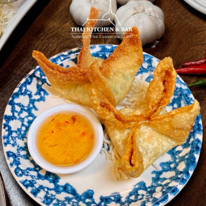 Crab Rangoon (2 pcs)