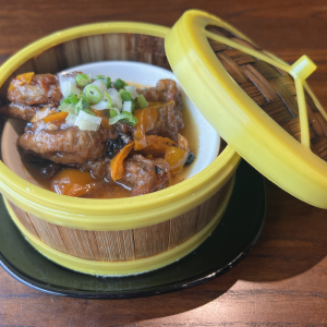 DS10. Steamed Chicken Feet / 凤爪