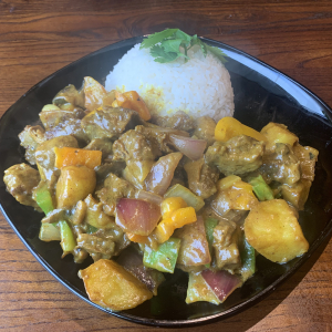 M17. Curry Beef Brisket Rice / 咖喱牛腩饭