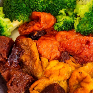 A5. Assorted Seitan Platter