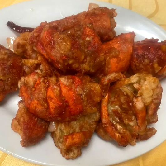 Deep Fried Lobster with Spicy Sauce