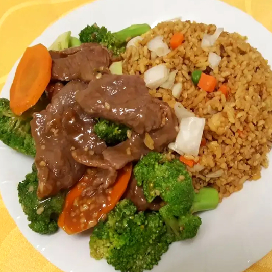 Beef with Broccoli Rice Platter
