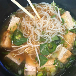 30. Rice Noodle with Pho Broth & Fried Tofu / Vegetarian Phở