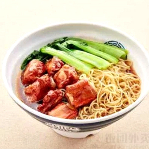 Braised Pork Spareribs with Noodles