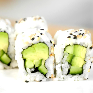 Avocado & Cucumber Maki Roll