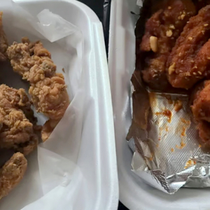 4. Half and Half Fried Chicken 반 반치킨