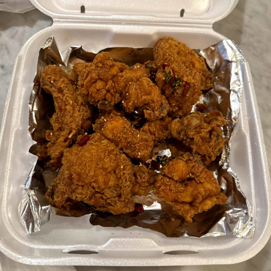3. Soy Sauce + Pepper + Garlic Chicken 간고마 (간장/고추/마늘) 치킨