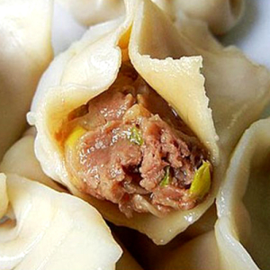 Beef & Onions Dumpling 牛肉洋葱