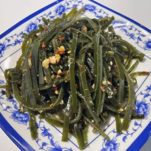 Spicy Kelp Strip Salad 脆爽海带丝 