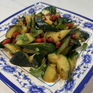 Cucumber with Peanuts Salad with Chilly Oil 黄瓜拌花生米 