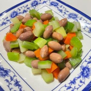 Celery with Peanuts Salad 花生米拌芹菜 