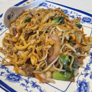 Beef Stir-Fried Noodles 牛肉炒面 