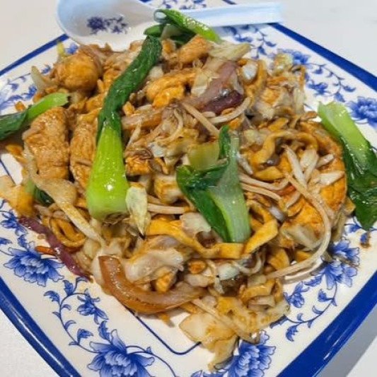 Chicken Stir-Fried Noodles 鸡肉炒面 