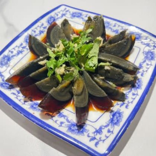 Preserved Eggs in Ginger Sauce 姜汁皮蛋 