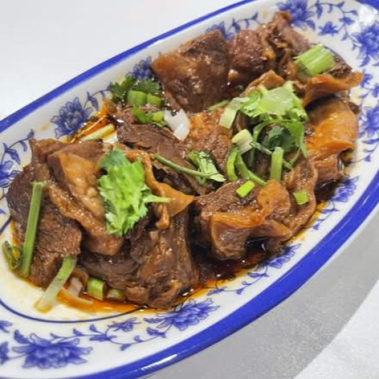 Braised Beef Brisket 卤牛腩 