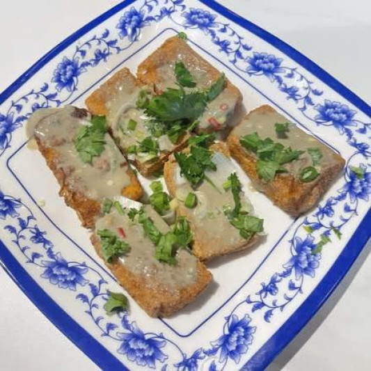 Fried Stinky Tofu 炸臭豆腐 