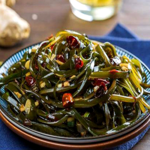 07. Cold Seaweed Strips 凉拌海带丝