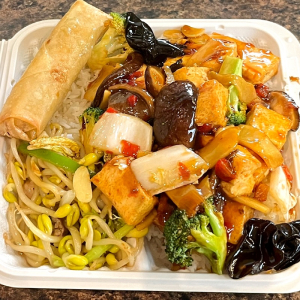 General Tao Tofu Lunch Combo 左宗棠豆腐套餐