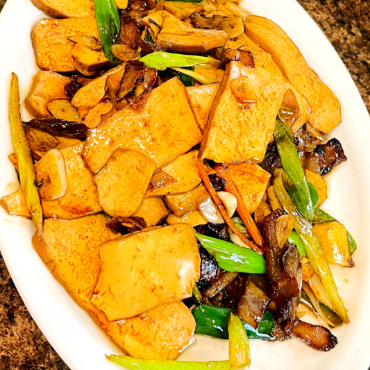 Preserved Pork with Dried Tofu Slices 腊肉炒香干