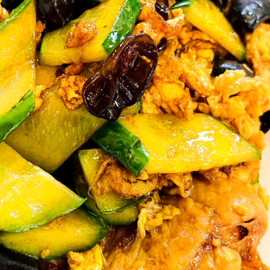 Pork and Eggs with Black Fungus 木须肉