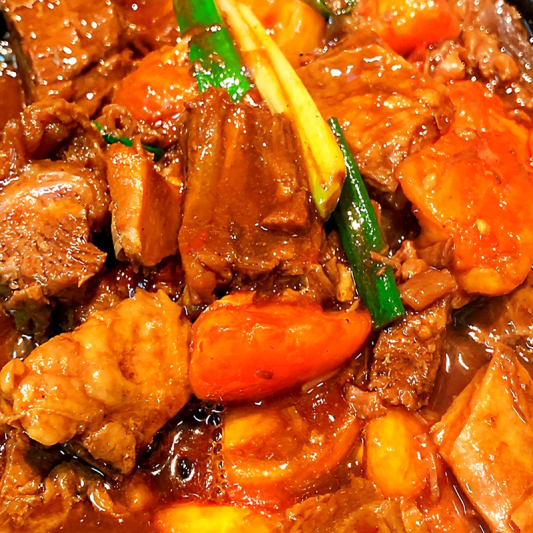 Tomato Beef in Clay Pot 番茄牛腩煲