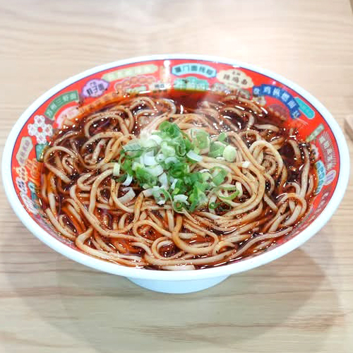 Chilli Oil Noodle Soup 红油小面 (素）