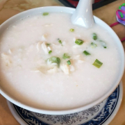 Boneless Chicken Congee / 滑鸡粥