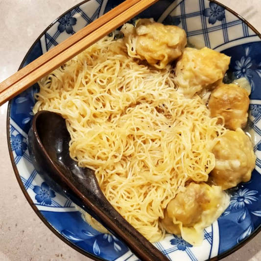 Wonton Noodles with Vegetables / 云吞捞面