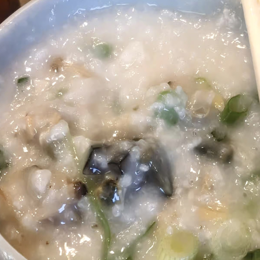 Clam Meat with Preserved Egg & Salted Egg Congee / 金银蛋芥菜蚬肉粥