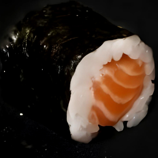 Salmon Roll (6 pcs)