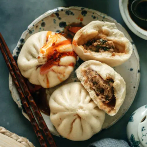 Shanghai Steamed Pork Bun (1 pc) 上海鲜肉包