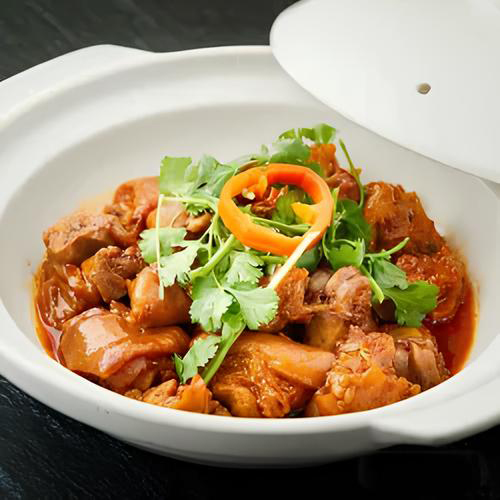 Clay Pot Pig's Trotter Casserole