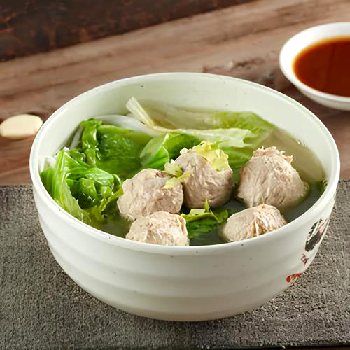 Beef Tendon Balls and Vegetable Soup