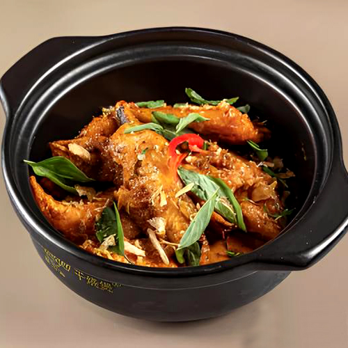 Red Curry Salmon Head Pot