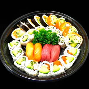 Plateau de sushi (28 mcx)
